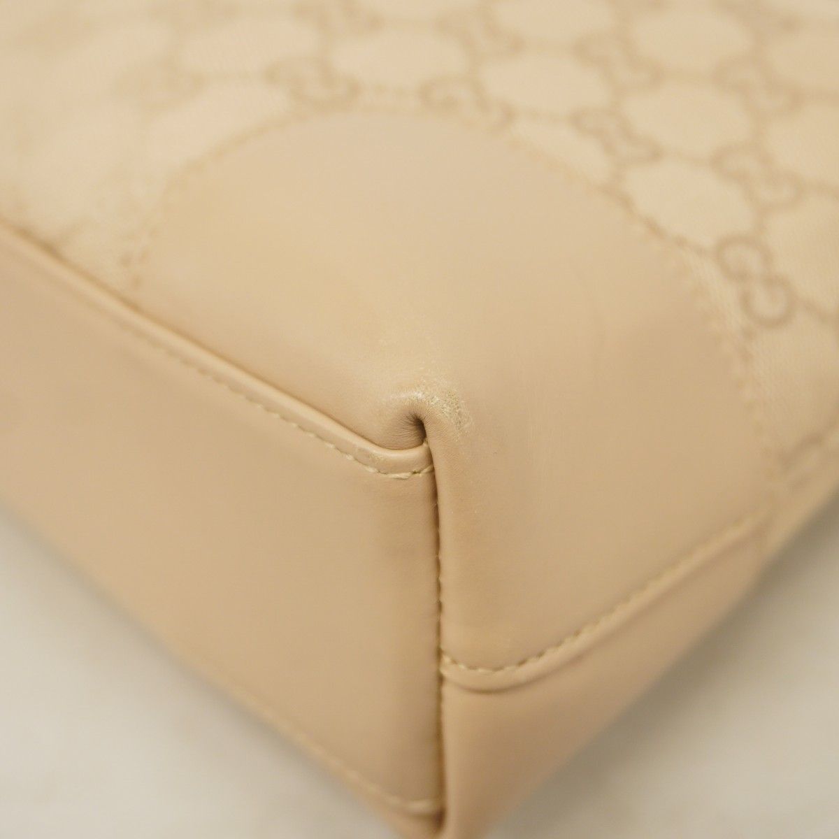 Gucci Shoulder Bag GG Canvas Beige Champagne Gold — view 6