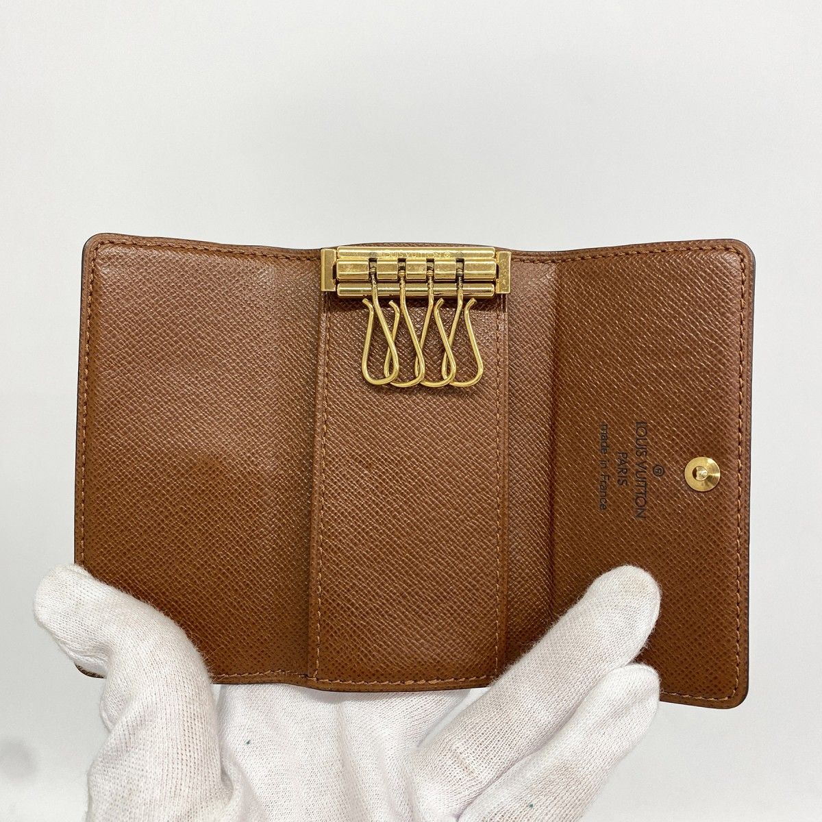 Louis Vuitton Key Case Monogram Multicles 4 Brown Key Holder — view 3