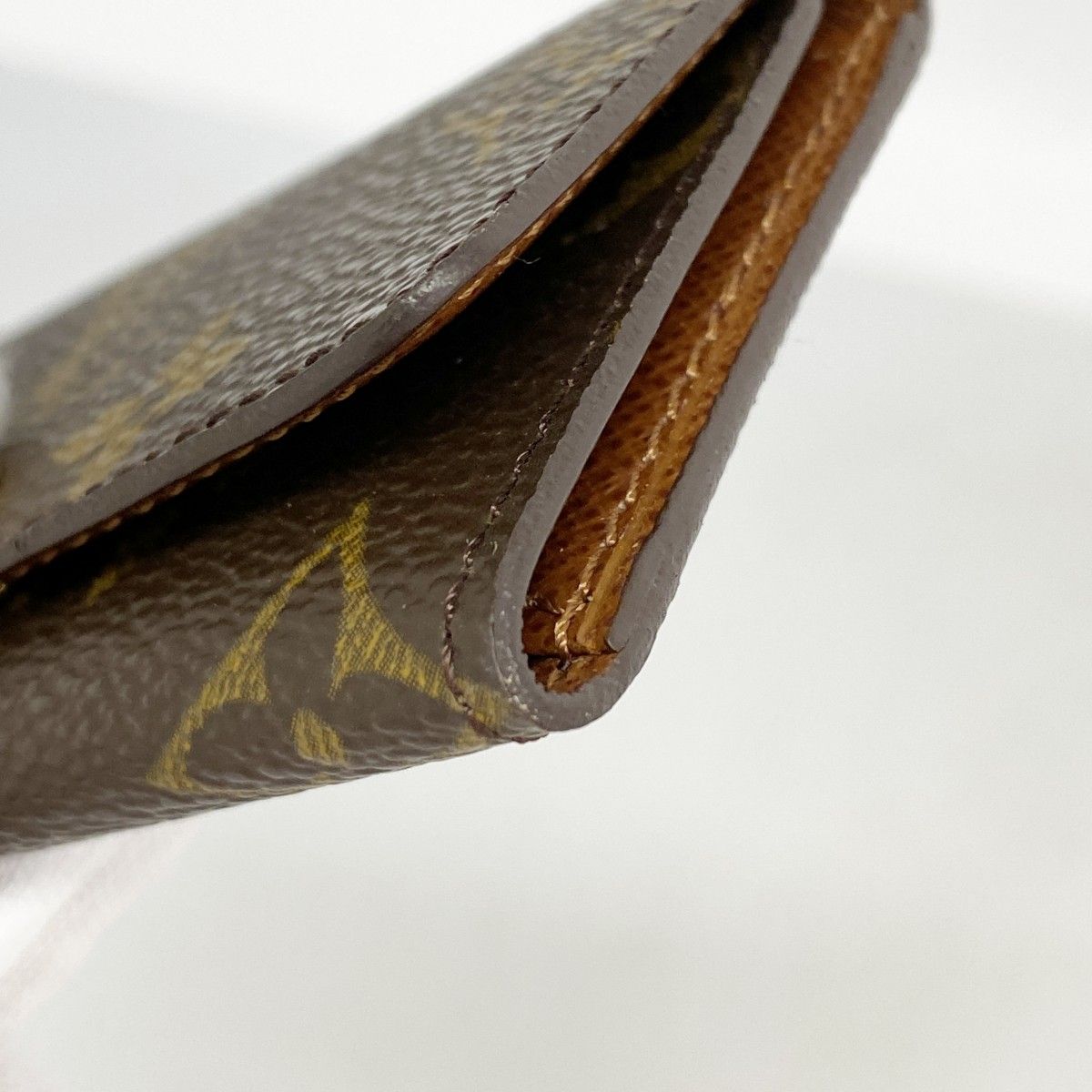 Louis Vuitton Key Case Monogram Multicles 4 Brown Key Holder — view 5