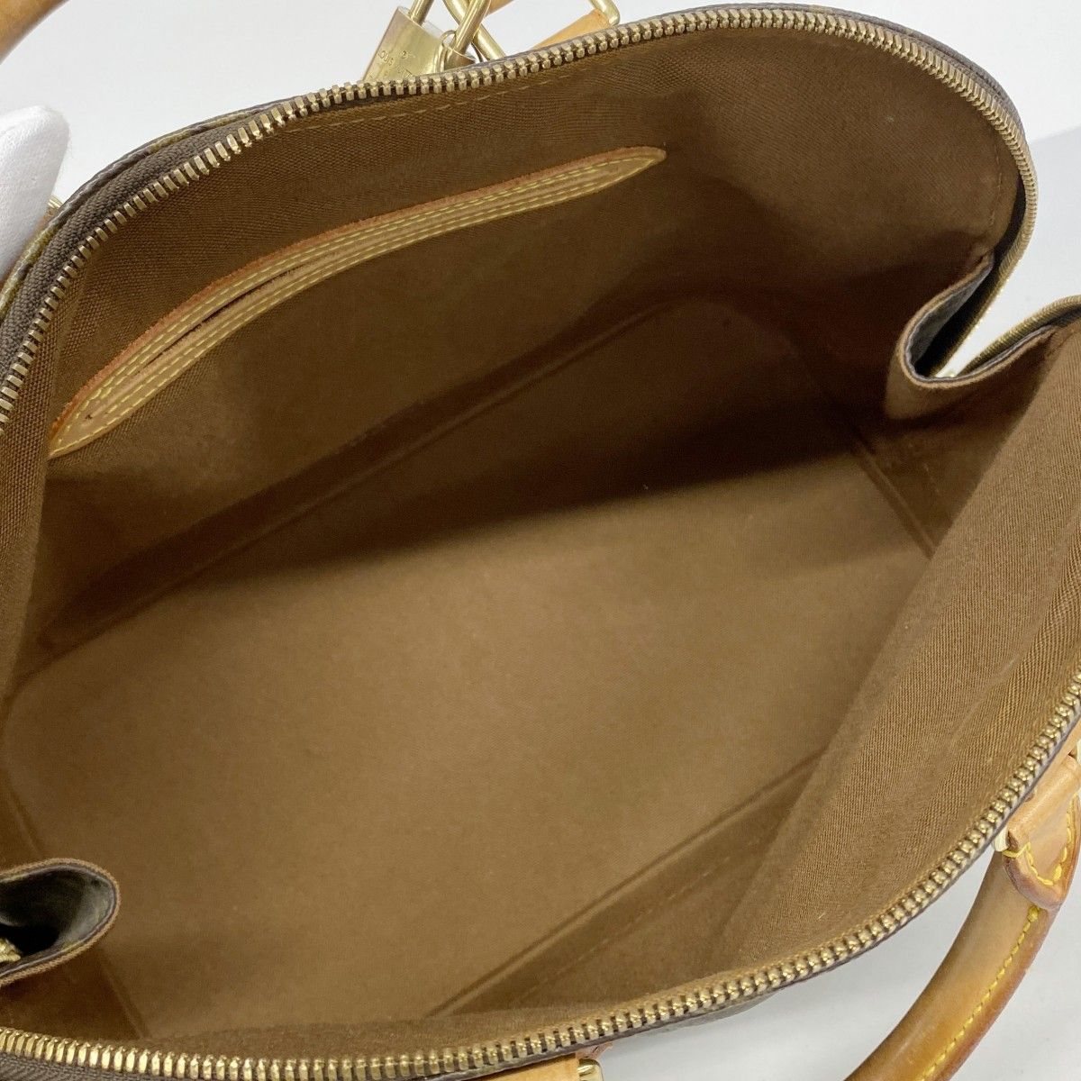 Louis Vuitton Handbag Monogram Alma Brown — view 4