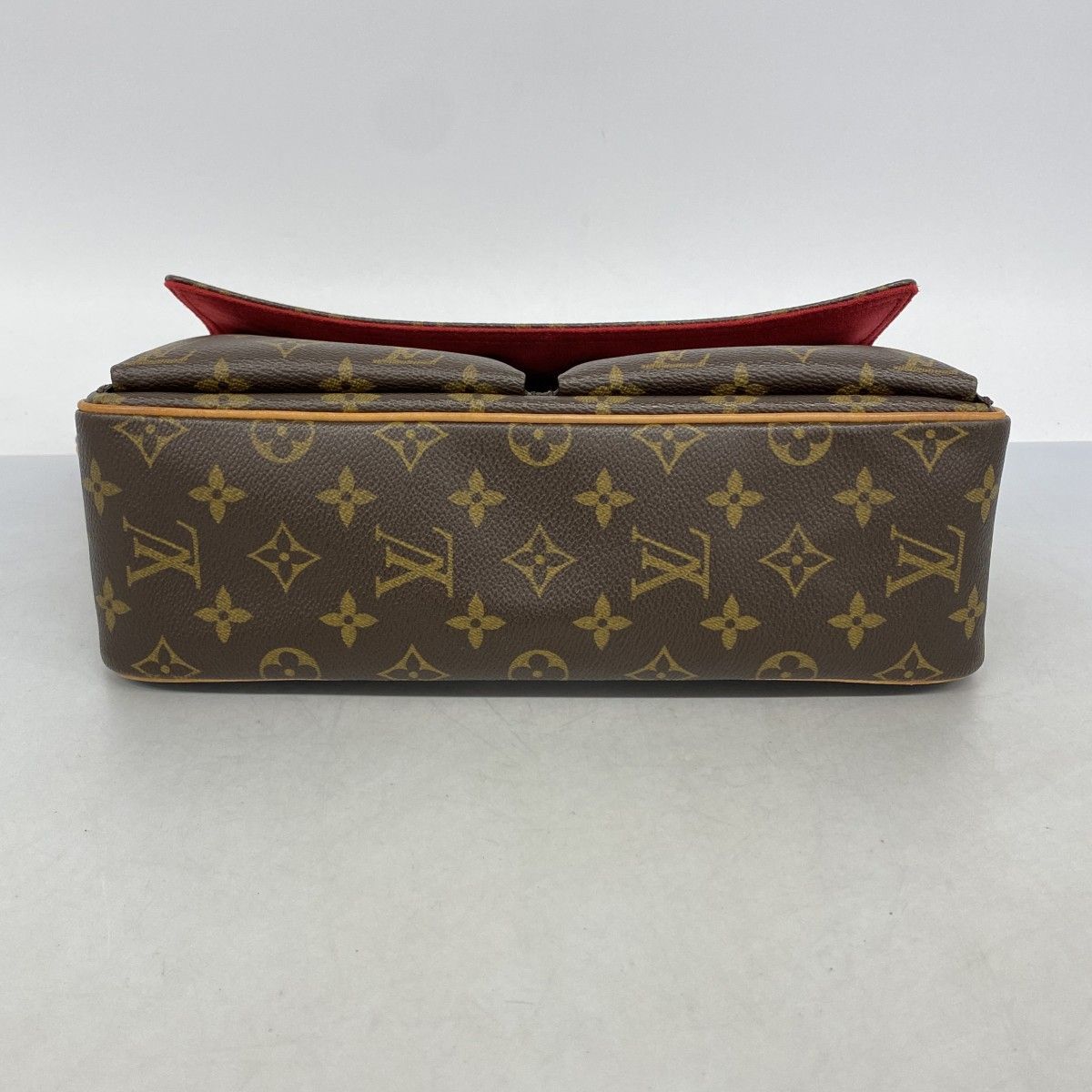 Louis Vuitton Shoulder Bag Monogram Viva Cite MM Brown — view 3