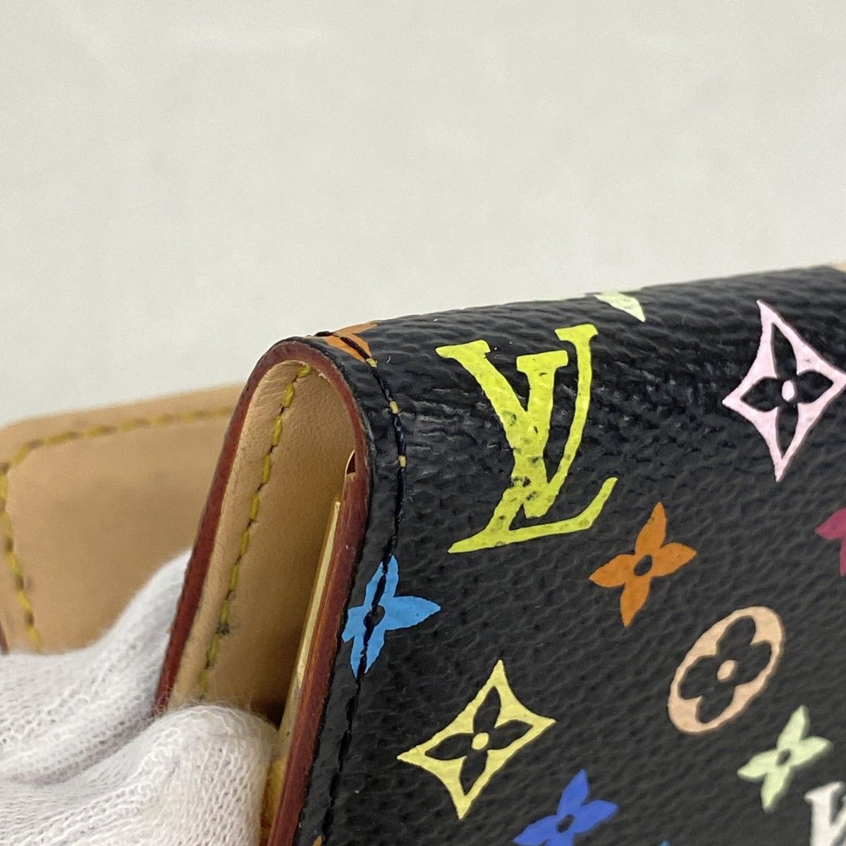 Louis Vuitton Key Case Monogram Multicolor Multicles 4 Noir Key Holder — view 6