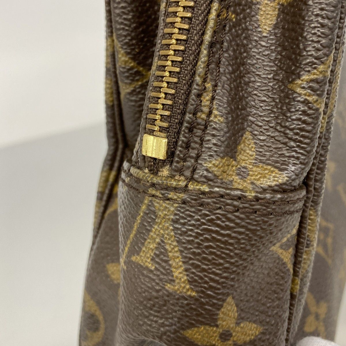 Louis Vuitton Pouch Monogram Trousse Toilet 28 Brown — view 8