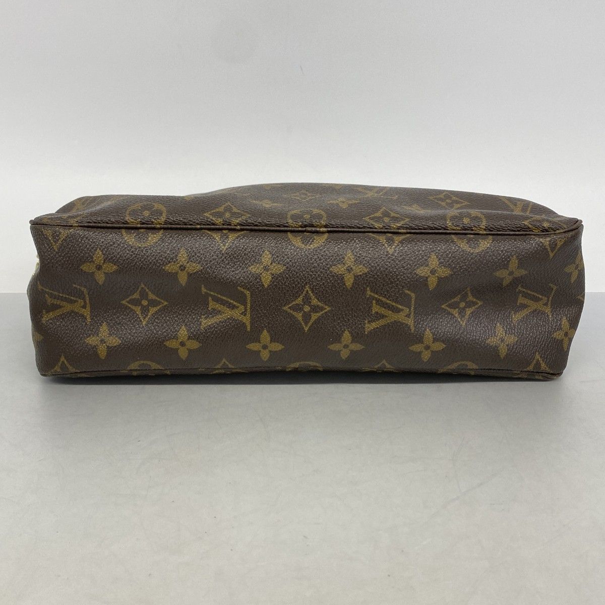 Louis Vuitton Pouch Monogram Trousse Toilet 28 Brown — view 3