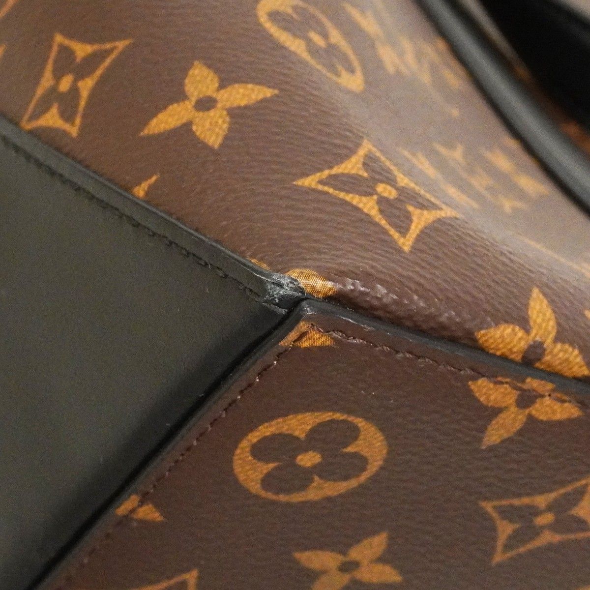 Louis Vuitton Tote Monogram Macassar Weekend PM Brown Noir 2-Way — view 6