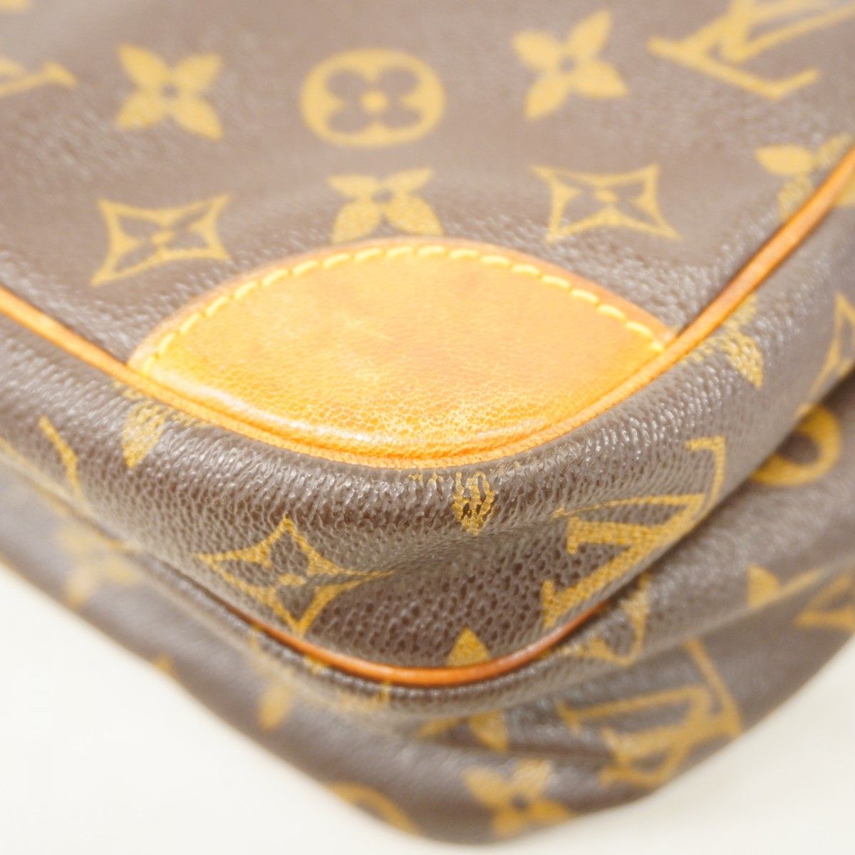 Louis Vuitton Shoulder Bag Monogram Nile Brown — view 7