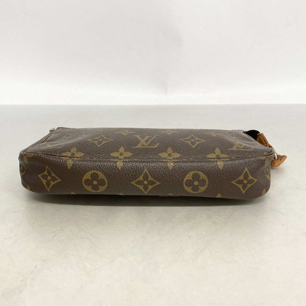 Louis Vuitton Pouch Monogram Pochette Brown — view 3