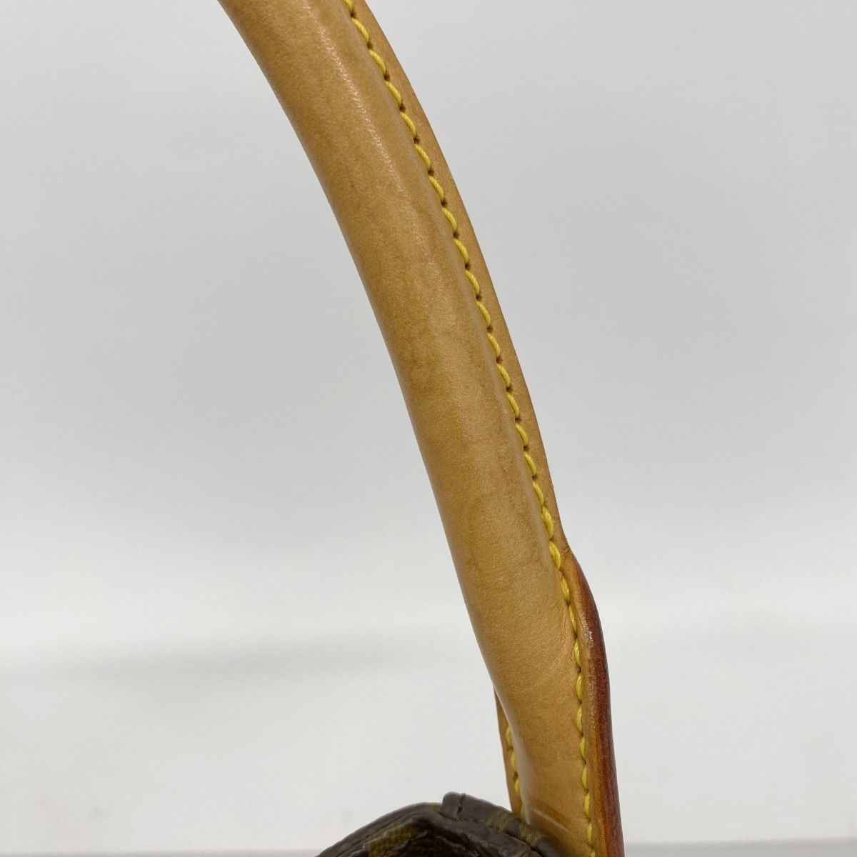 Louis Vuitton Shoulder Bag Monogram Looping MM Brown — view 9