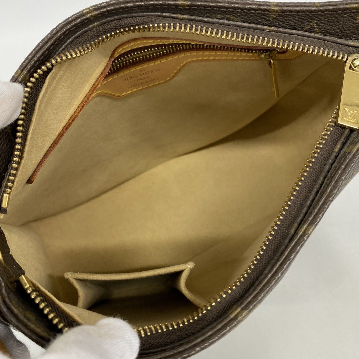 Louis Vuitton Shoulder Bag Monogram Looping MM Brown — view 4