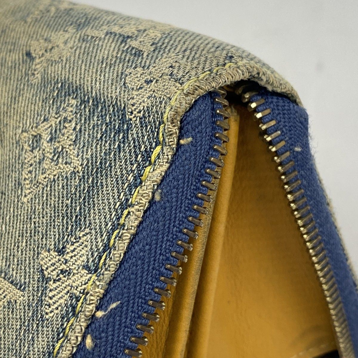 Louis Vuitton Wallet Monogram Denim Zippy Blue — view 6
