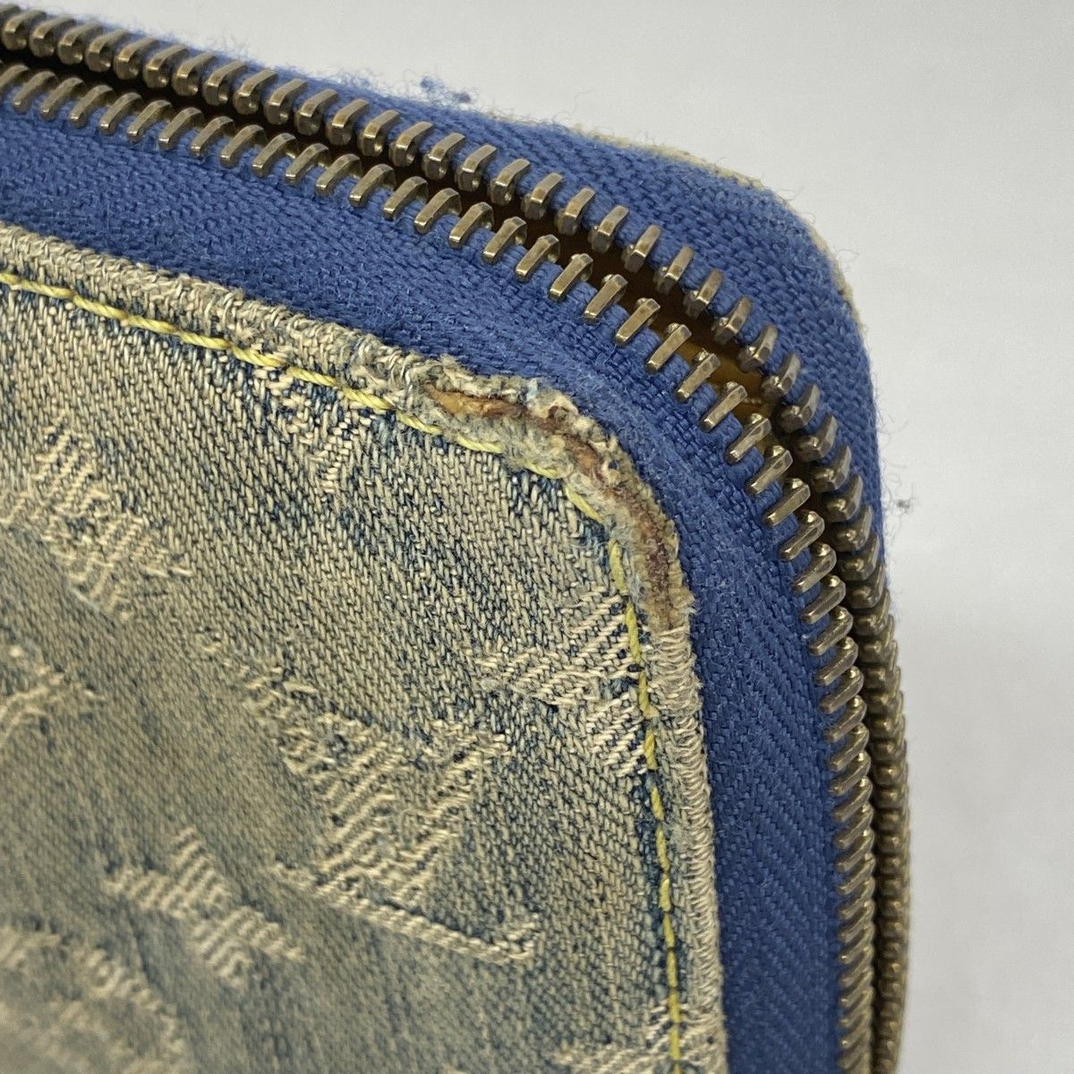 Louis Vuitton Wallet Monogram Denim Zippy Blue — view 5