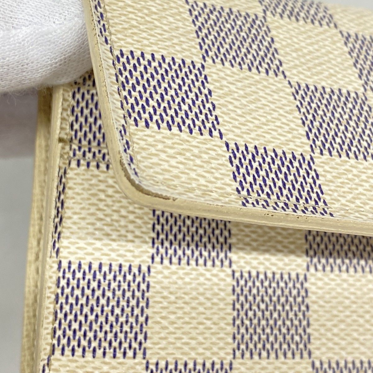 Louis Vuitton Wallet Damier Azur Portefeuille Sarah White — view 8