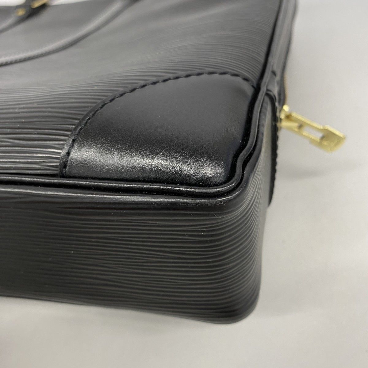 Louis Vuitton Business Bag Epi Porte Documents Voyage Noir — view 7