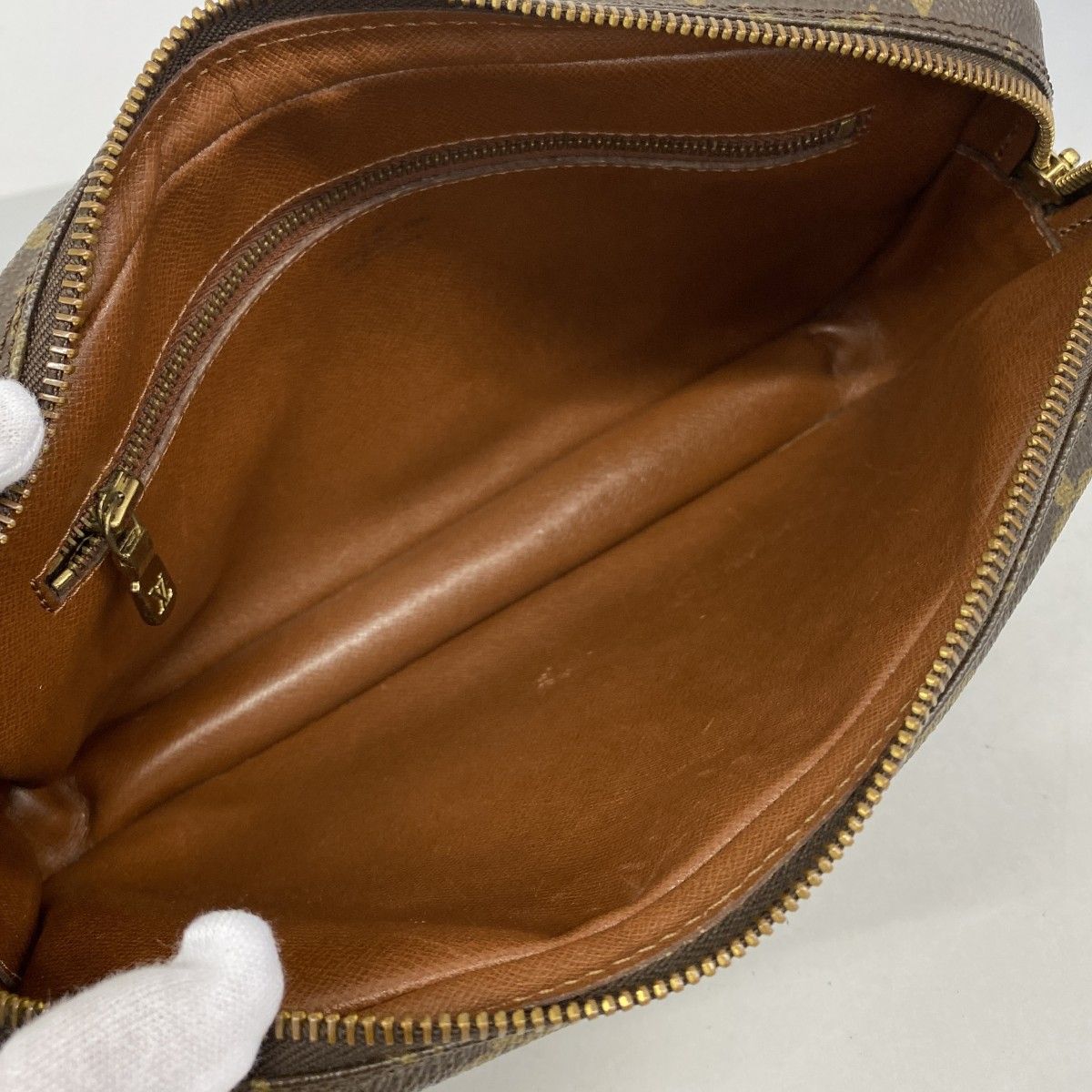 Louis Vuitton Clutch Monogram Marly Dragonne GM Brown — view 4