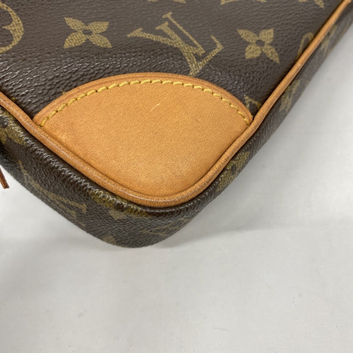 Louis Vuitton Clutch Monogram Marly Dragonne GM Brown — view 6