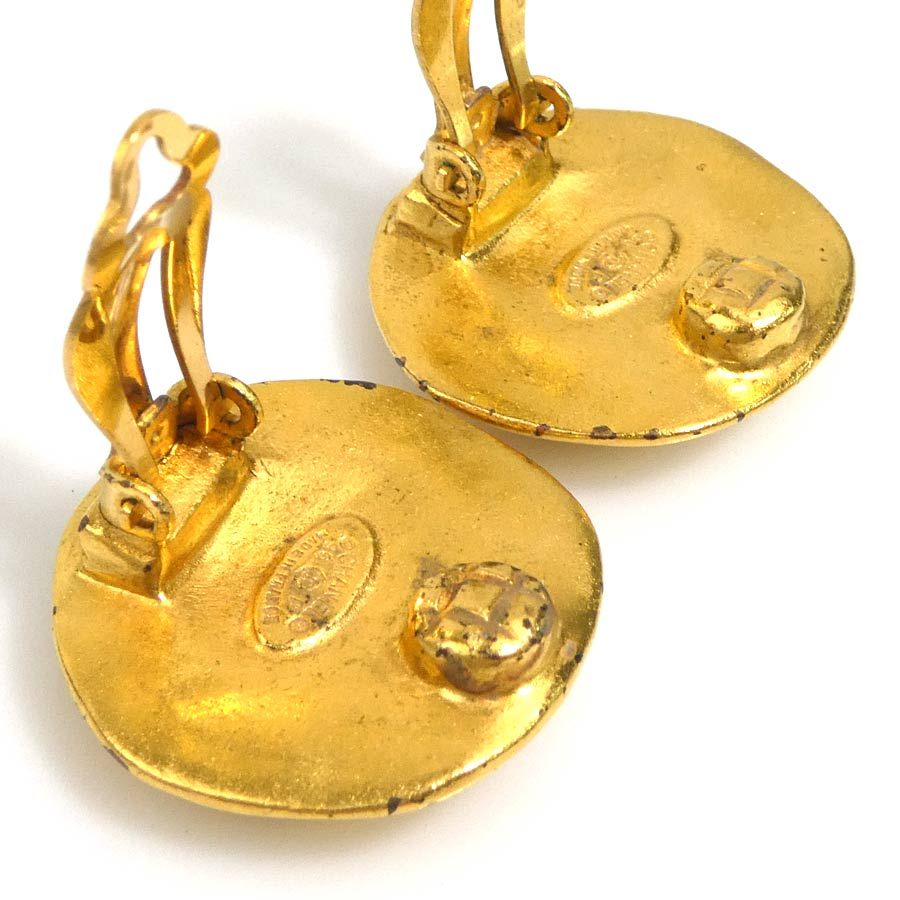 Chanel Earrings CC Logo — view 6