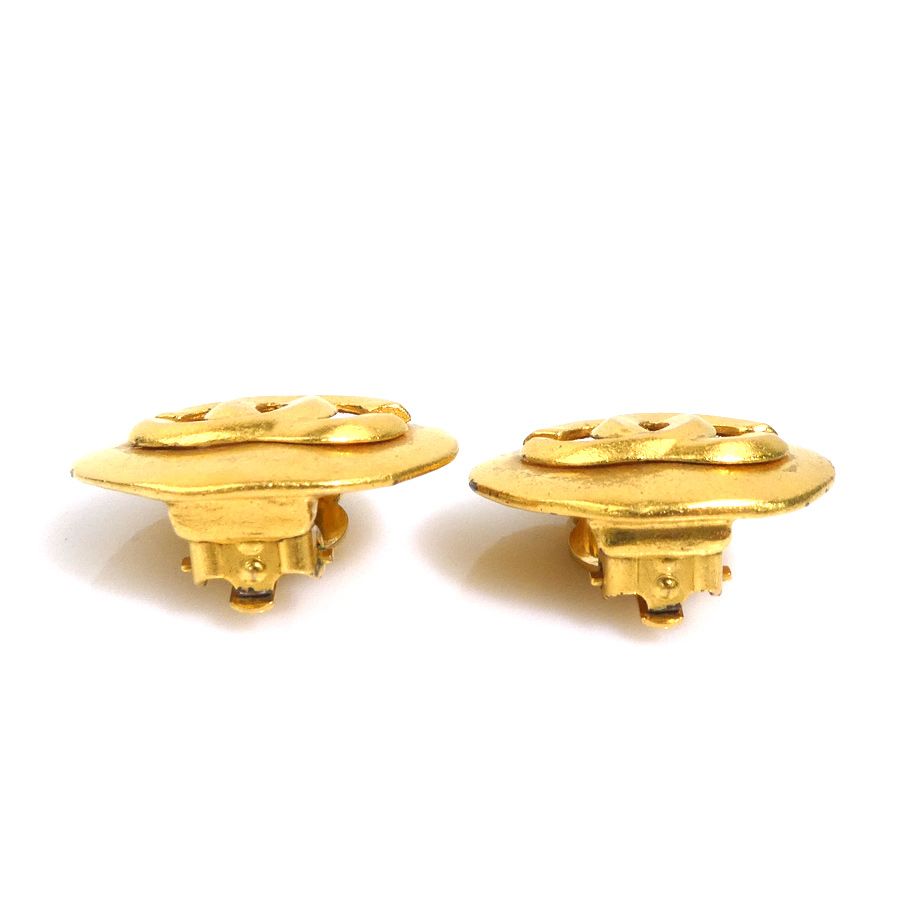 Chanel Earrings CC Logo — view 3