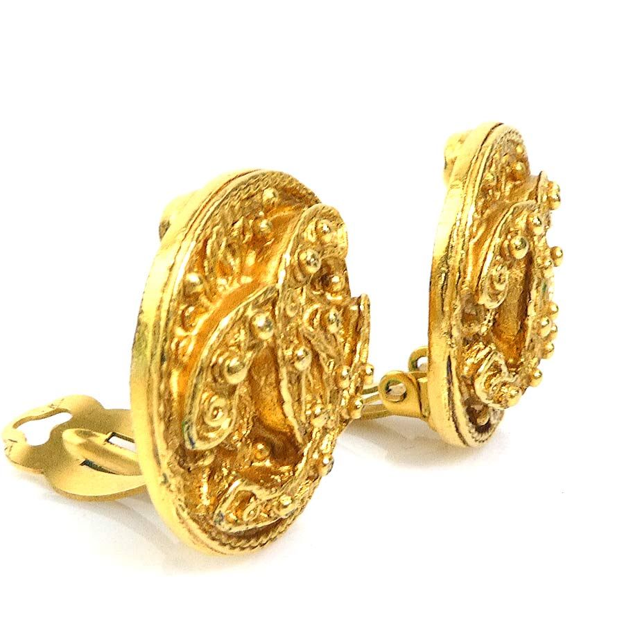 Chanel Earrings CC Logo — view 2