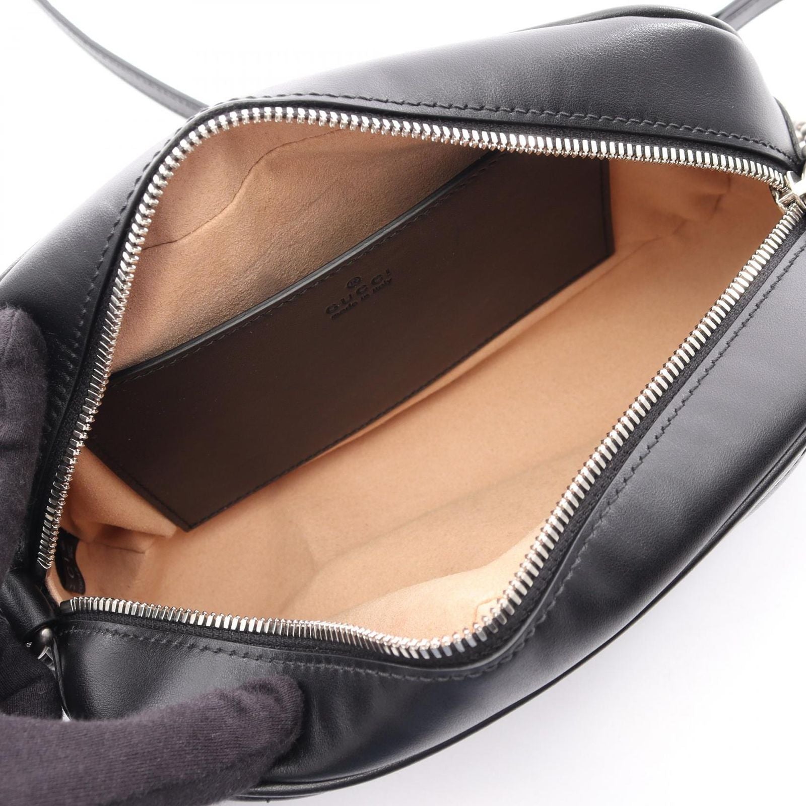 Gucci Shoulder Bag GG Marmont Black Leather Small — view 3