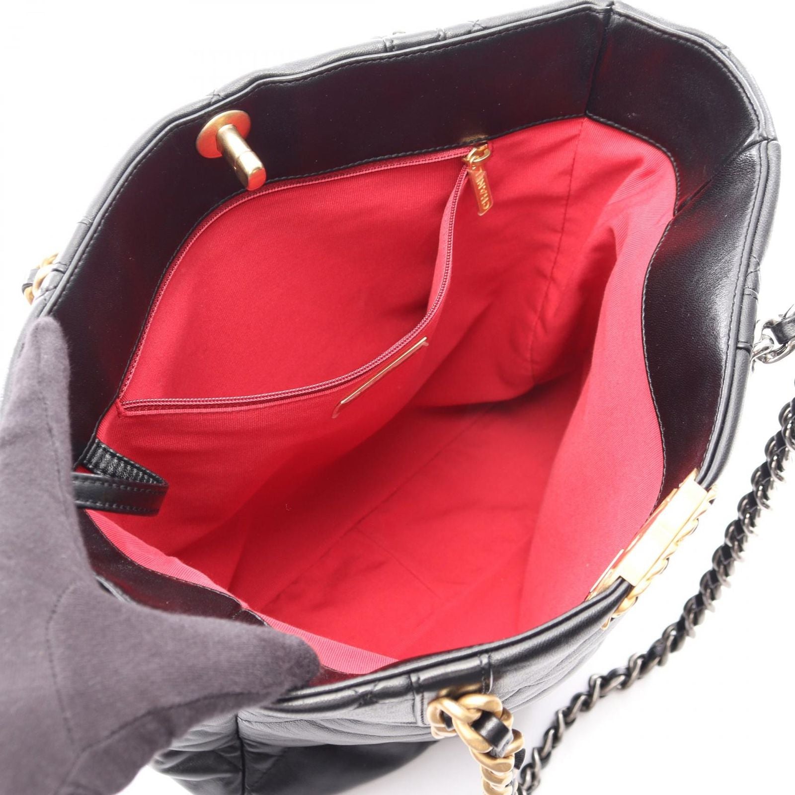 Chanel Shoulder Bag 19 Black Lambskin 19 Quilted Chain — view 3