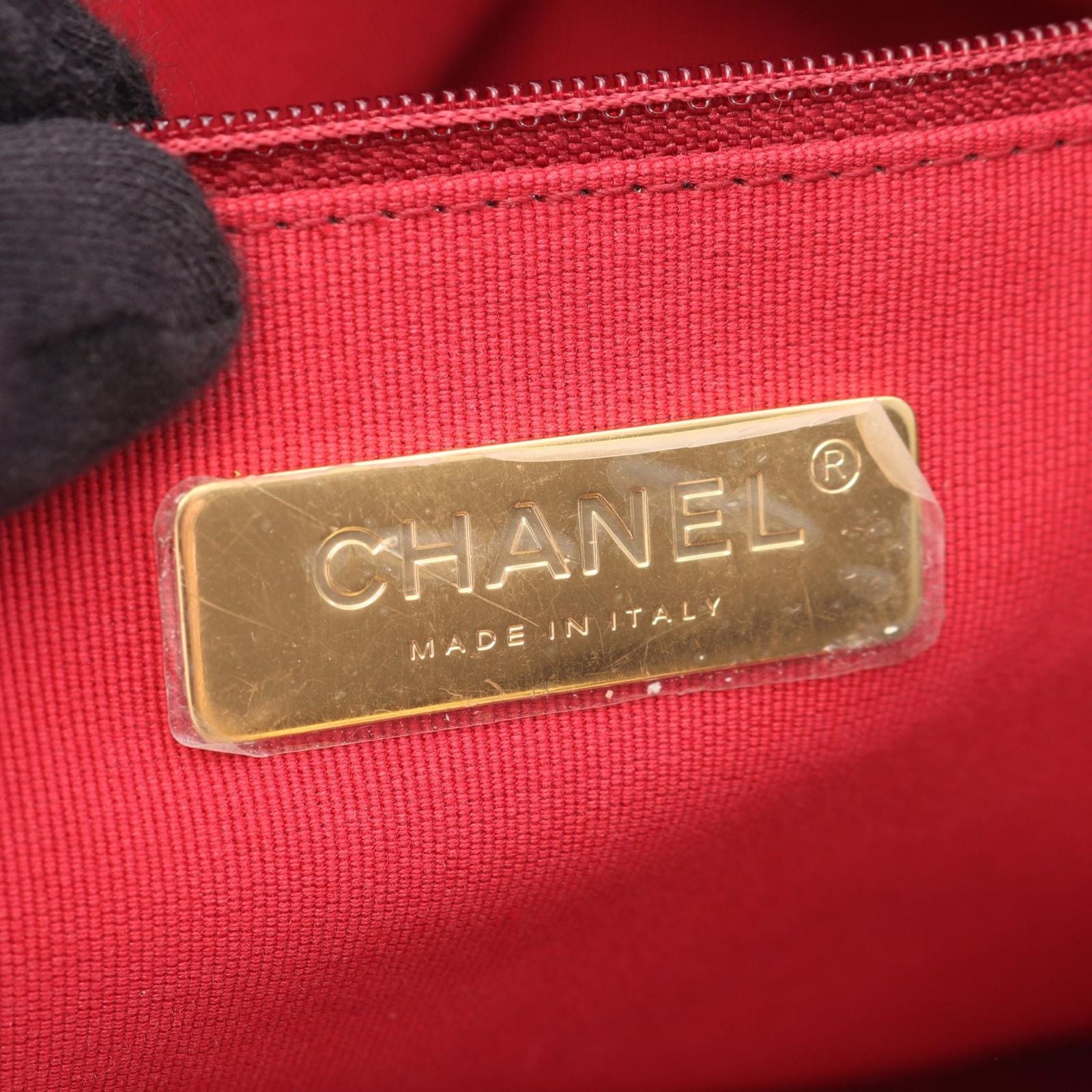 Chanel Shoulder Bag 19 Black Lambskin 19 Quilted Chain — view 4