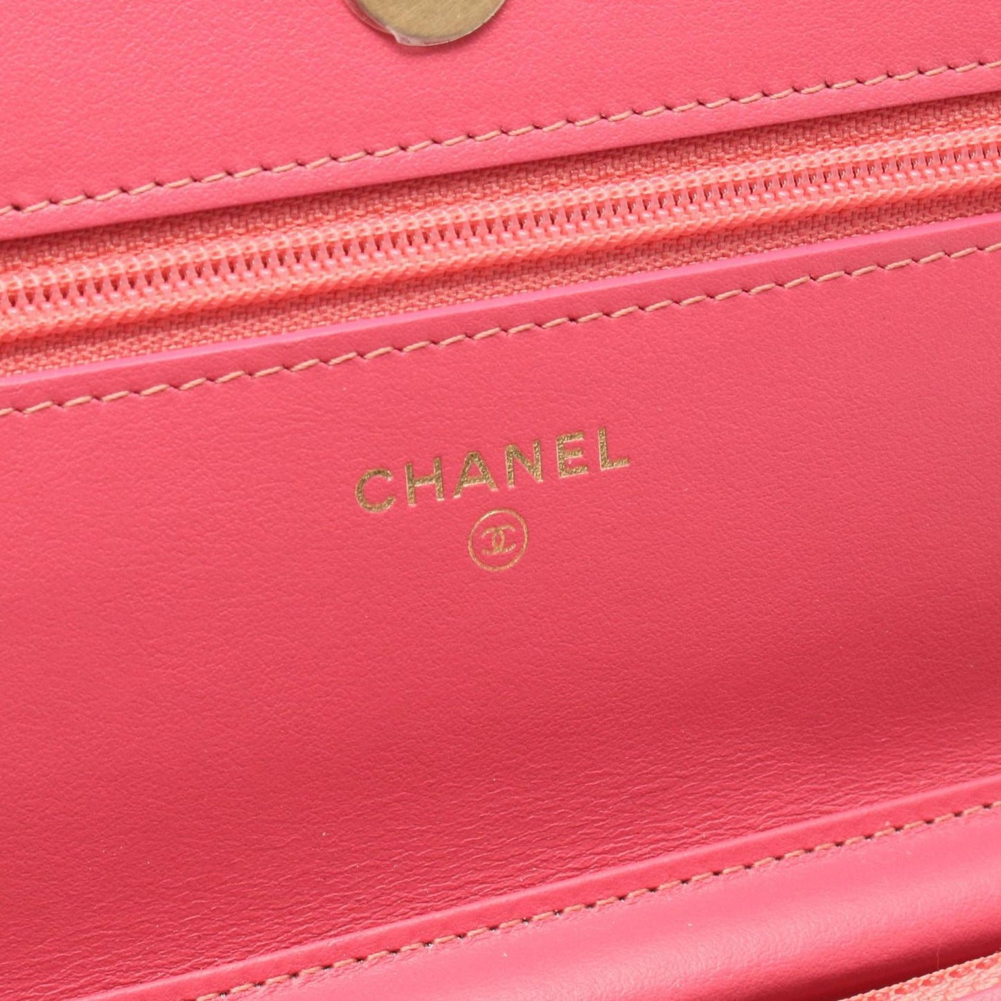 Chanel Shoulder Bag Quilted CC Logo Pink Fabric Chain Wallet — view 4