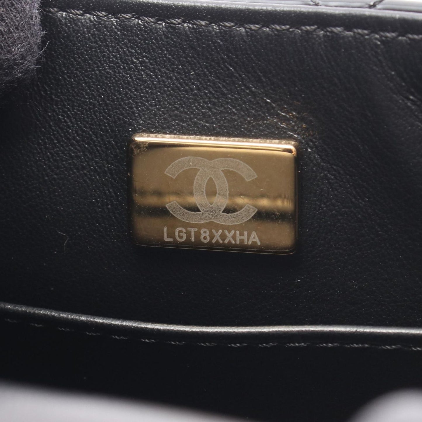 Chanel Shoulder Bag Mini Quilted Chain Black Patent Leather — view 5