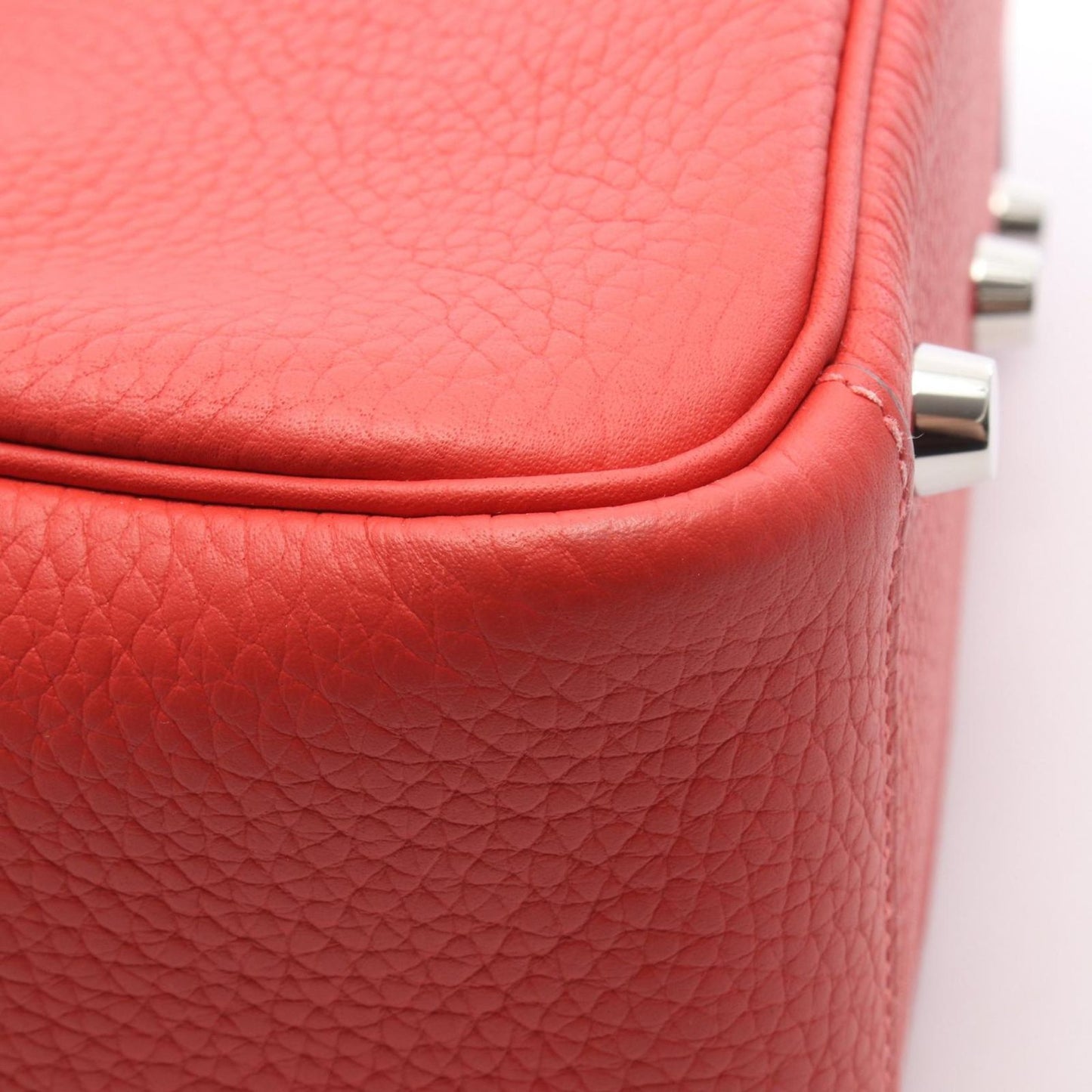 Hermes Shoulder Bag Lindy 26 Rouge Pivoine Leather — view 6