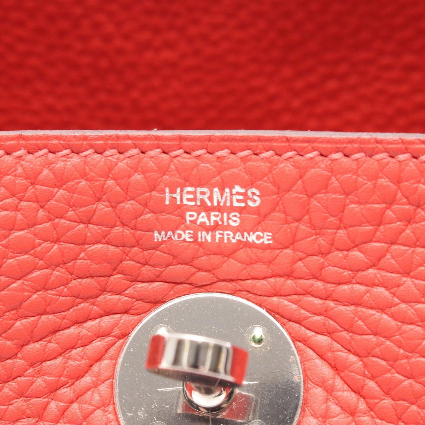 Hermes Shoulder Bag Lindy 26 Rouge Pivoine Leather — view 4
