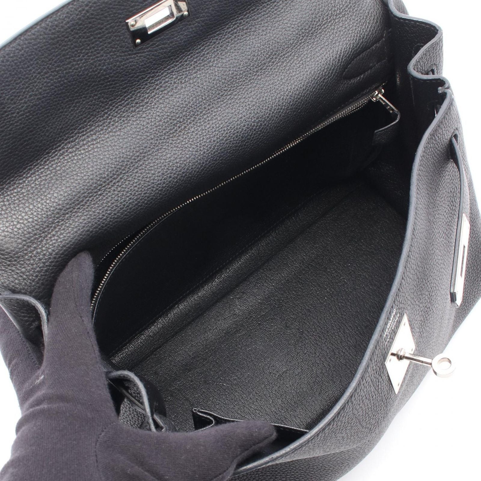 Hermes Handbag Kelly 32 Retourne 2-Way Black Leather — view 3