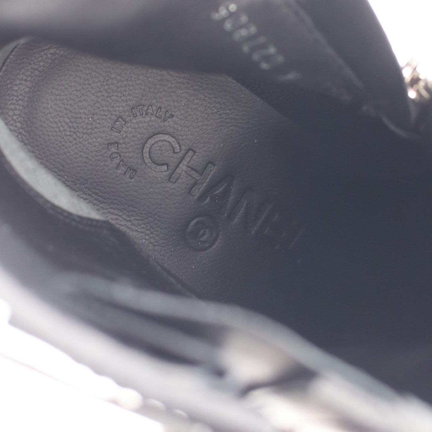 Chanel Boots CC Logo Engineer Leather — view 5