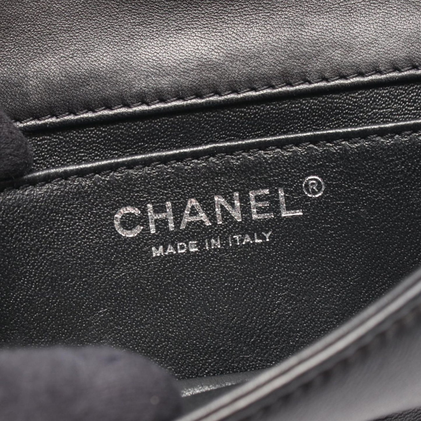 Chanel Shoulder Bag Interlace CC Logo Black Lambskin Chain — view 4