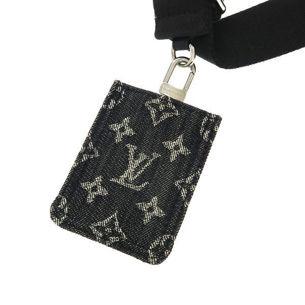 Louis Vuitton LV Drip Trio Pouch — view 5