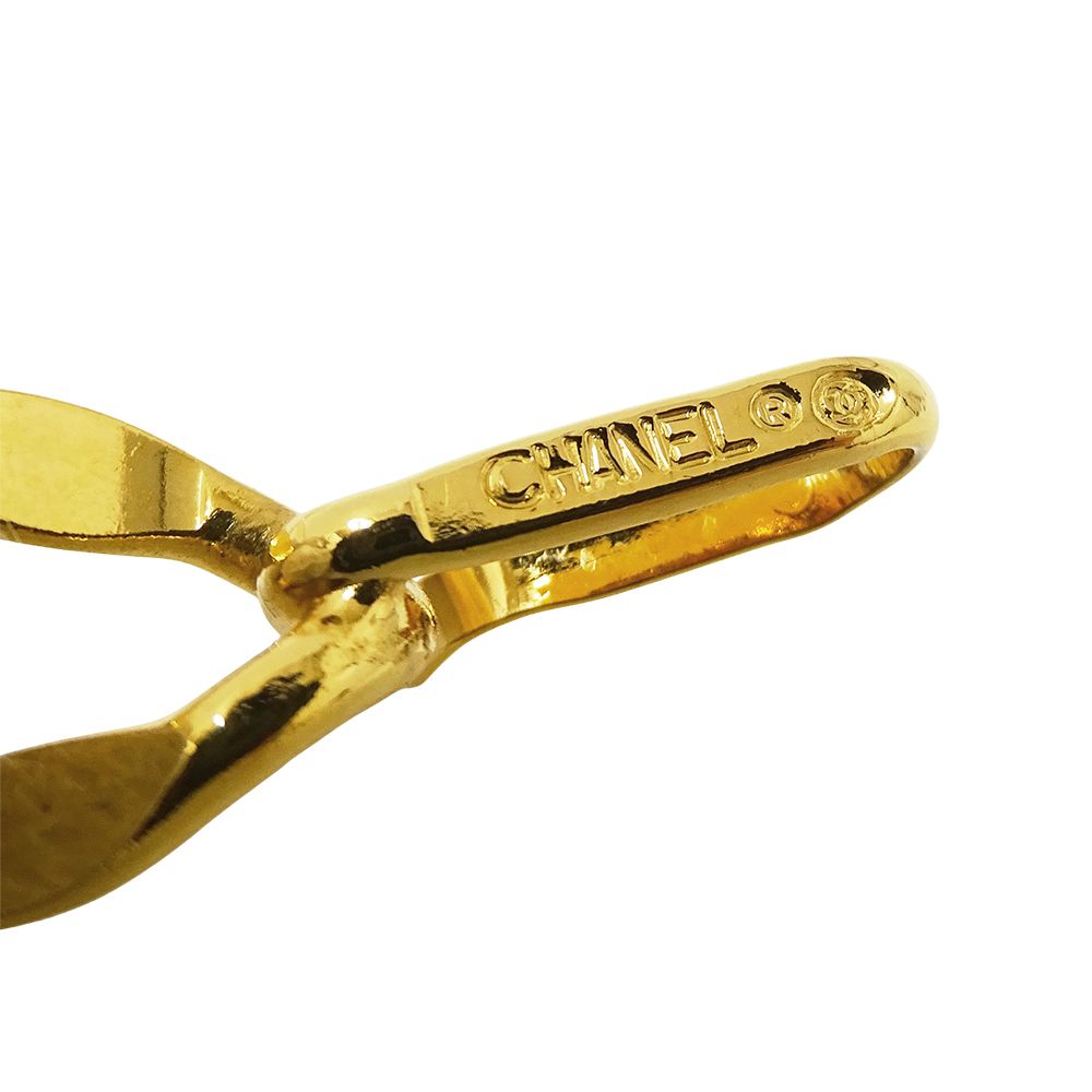 Chanel Belt Chain Gold Logo Plate Coin Motif — view 4