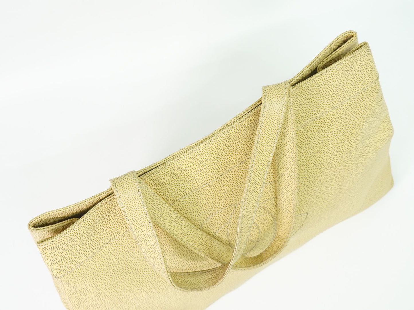 Chanel CC Logo Tote Caviar Leather Beige — view 5
