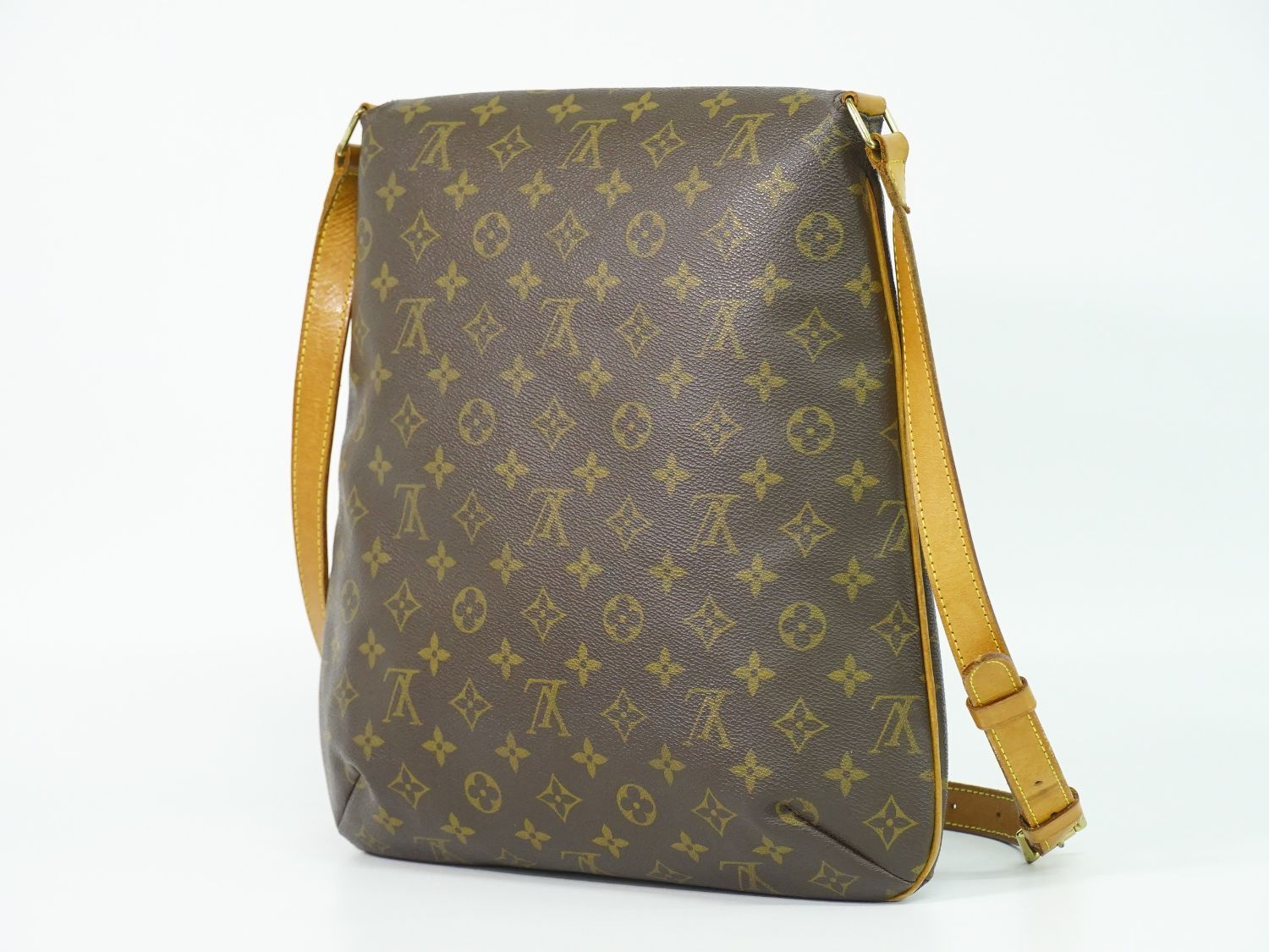 Louis Vuitton LV Musette Monogram Shoulder Bag Pochette Brown — view 2
