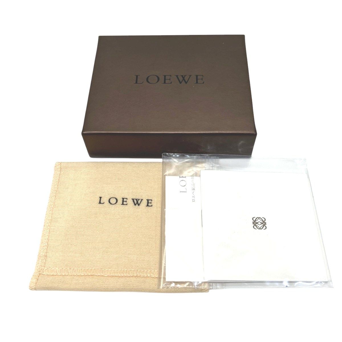 Loewe Anagram Trifold Wallet Leather — view 5