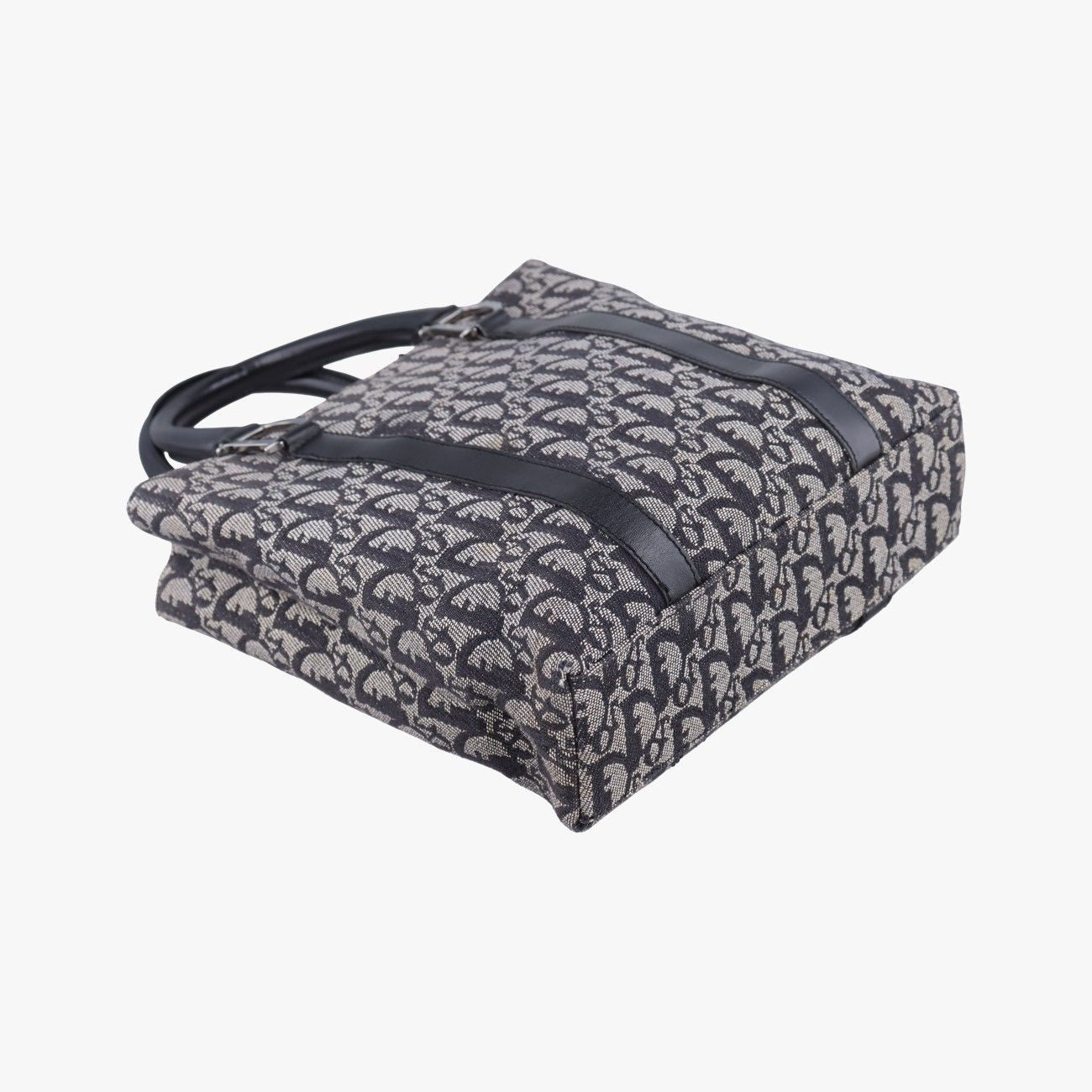 Dior Trotter Tote Navy Jacquard Leather 06 — view 5