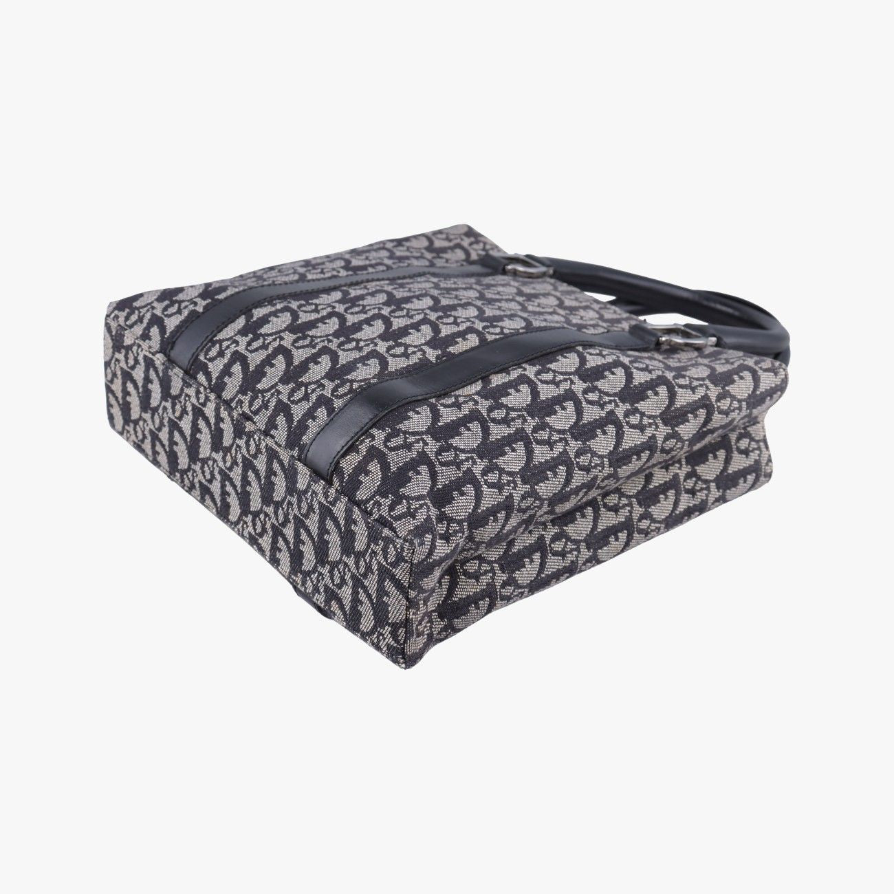 Dior Trotter Tote Navy Jacquard Leather 06 — view 4