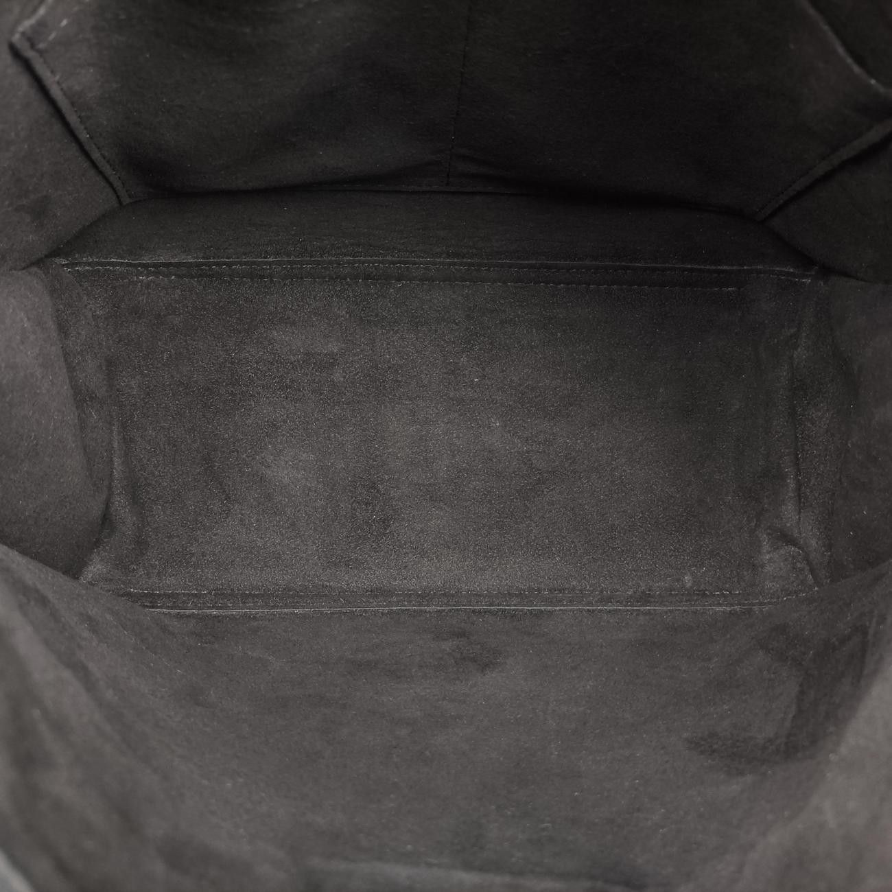 Louis Vuitton Lockme Black Leather Handbag — view 9