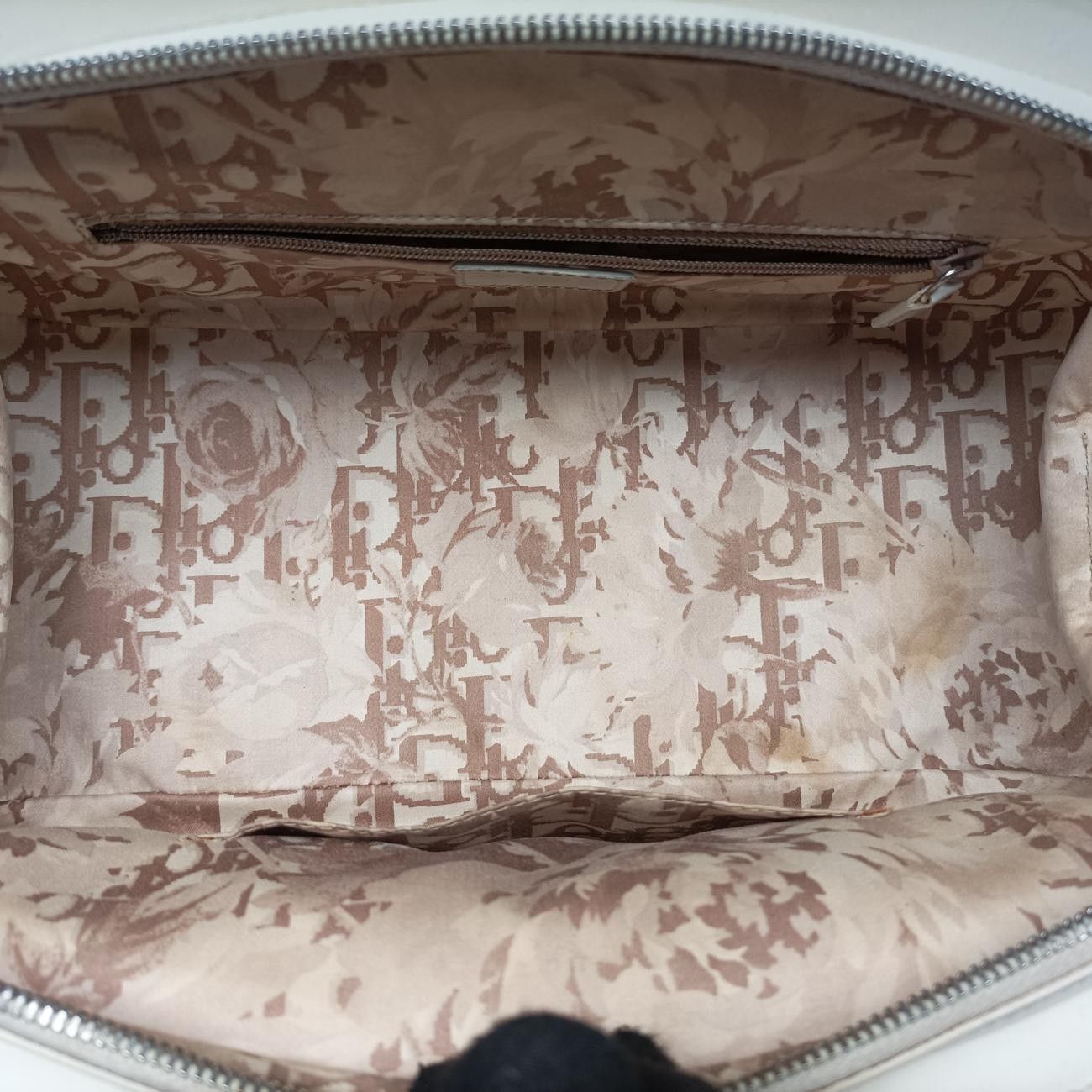 Dior Detective White Leather Handbag — view 9