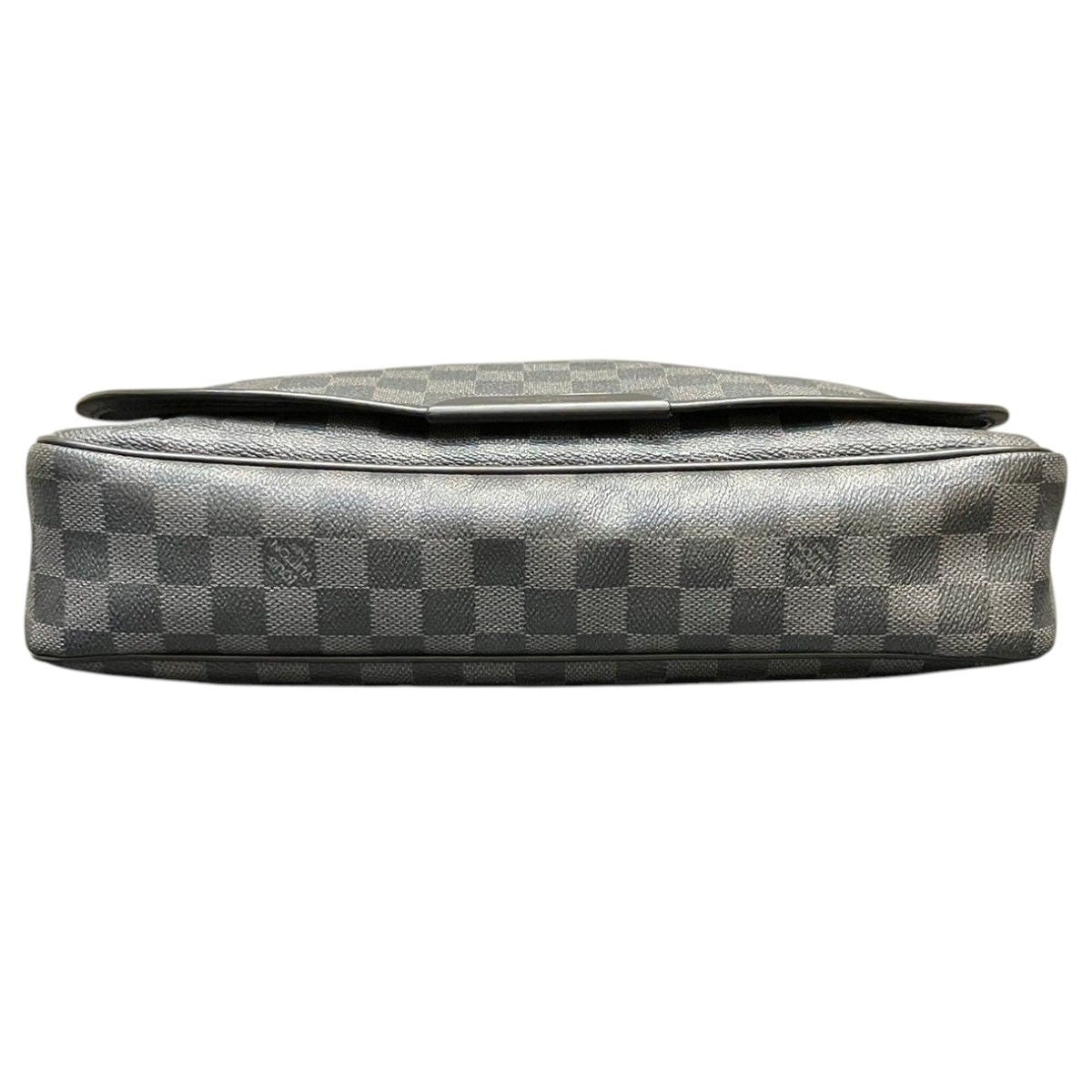 Louis Vuitton Daniel MM Damier Graphite Shoulder Bag Canvas — view 3