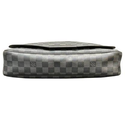 Louis Vuitton Daniel MM Damier Graphite Shoulder Bag Canvas — view 3