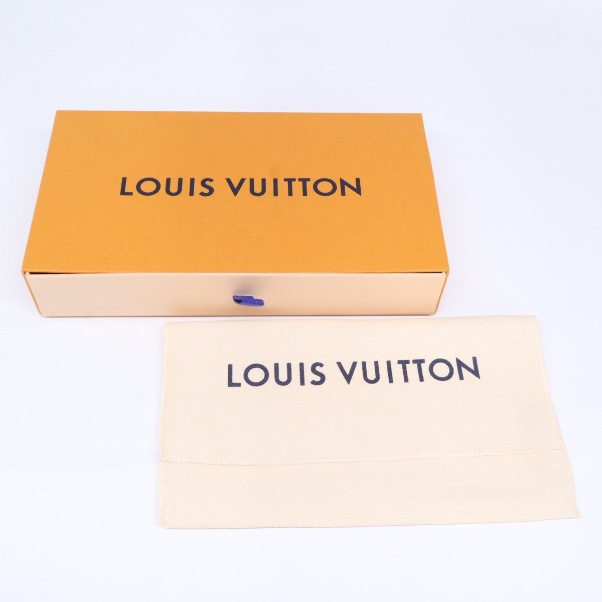 Louis Vuitton Sun Yitian Monogram Reverse Pencil Pouch Charlotte — view 8