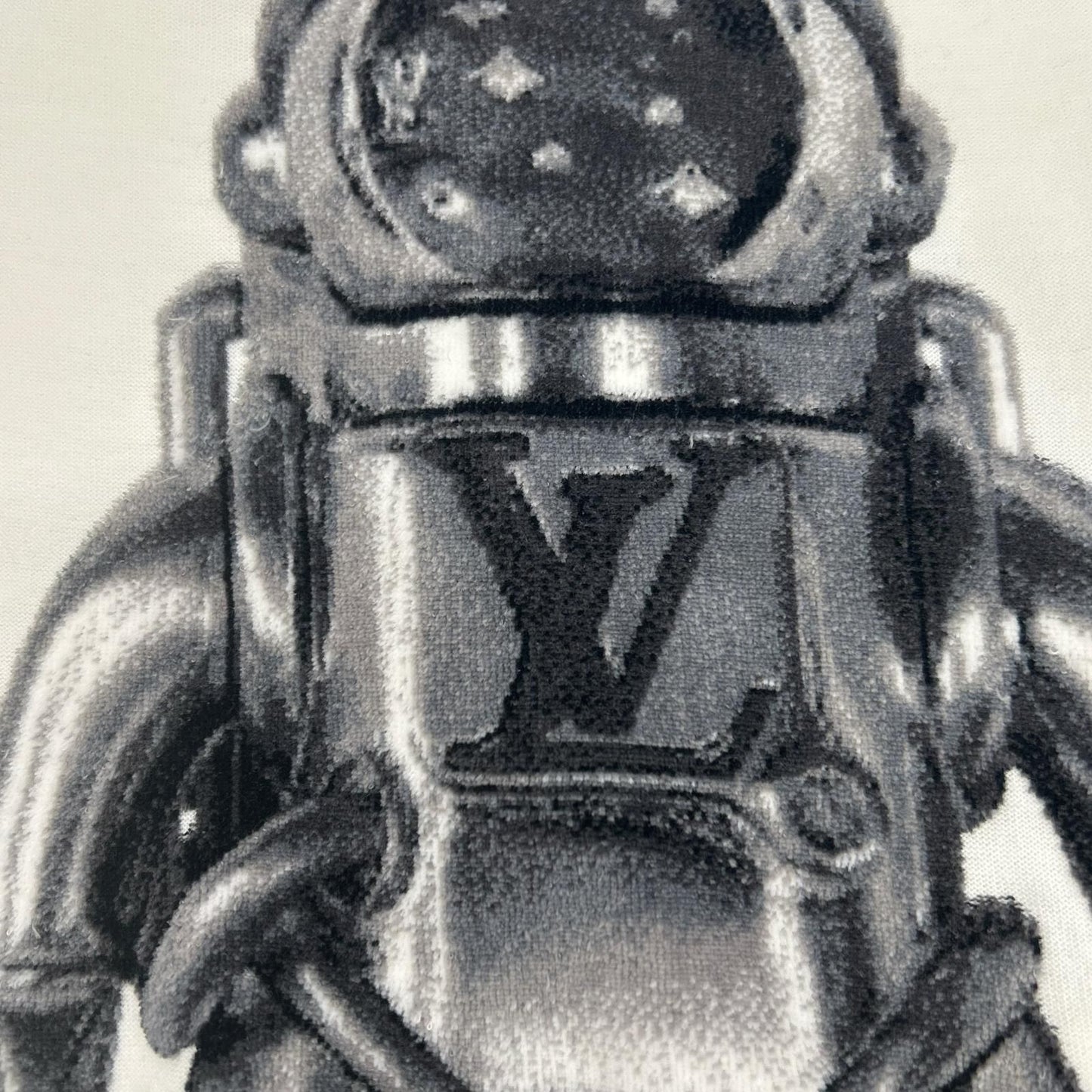 Louis Vuitton White Ixy T-Shirt — view 8