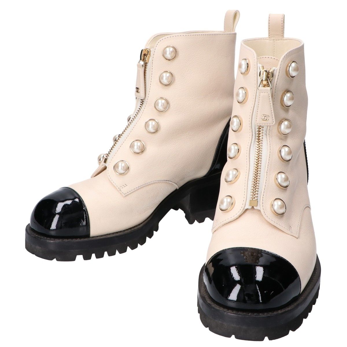 Chanel Pearl CC Logo Patent Leather Short Boots 36c