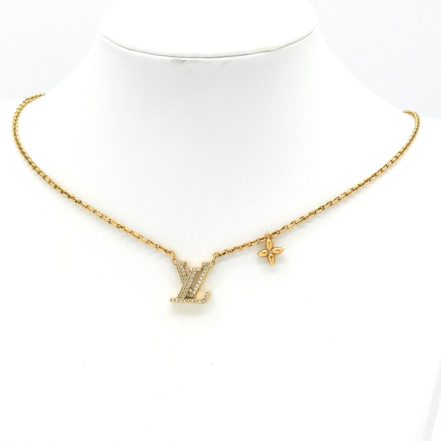 Louis Vuitton Necklace LV Iconic 39 44 cm Gold Colored Metal Strass LV Initial