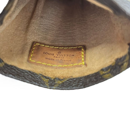 Louis Vuitton Case Monogram Club Head Cover Shoulder — view 5