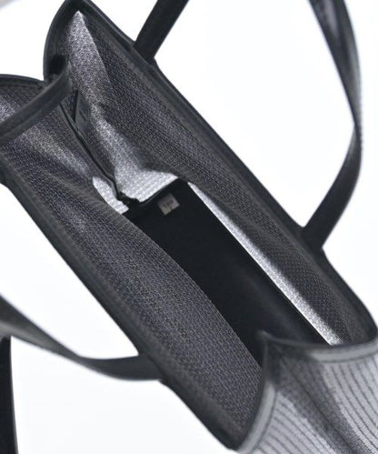 Prada Tote Black — view 3