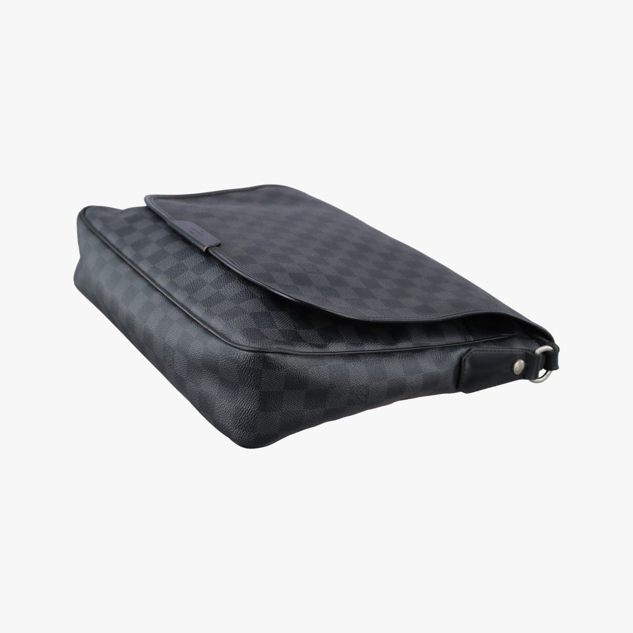 Louis Vuitton Daniel MM Noir Damier Graphite Messenger — view 4